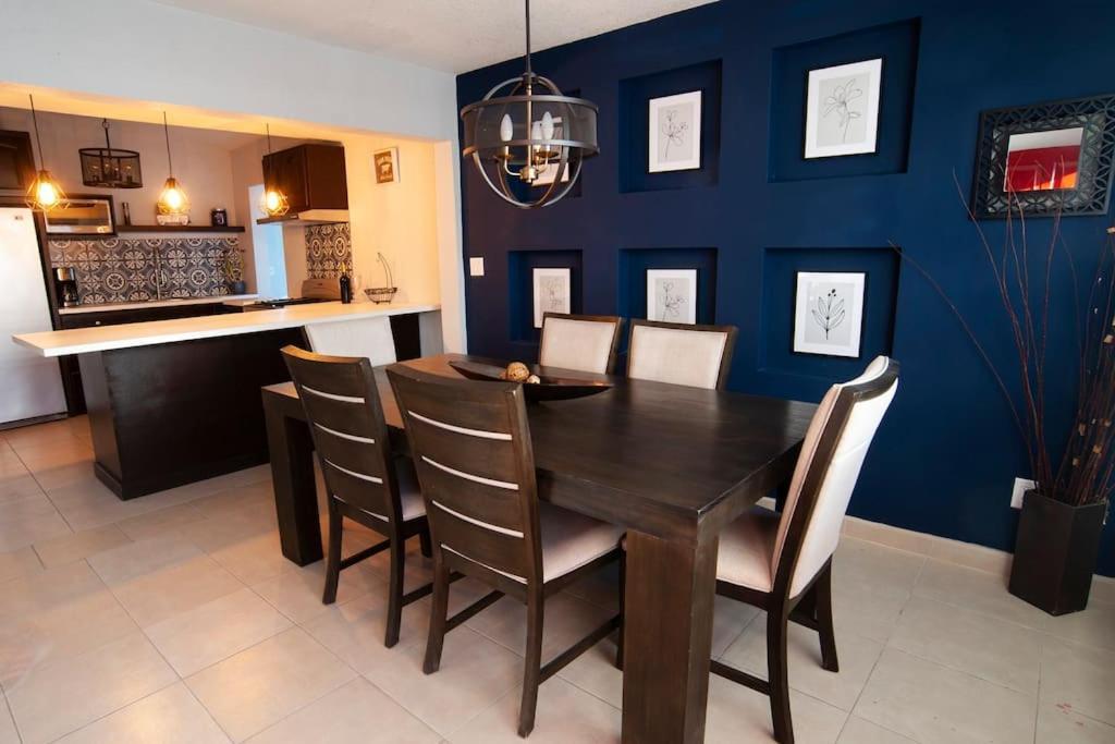 Clean&Equipped, 1-Floor 3-Bedroom Downtown House Ensenada Extérieur photo